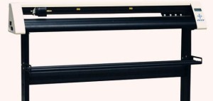 ASESORIA Y VENTA PLOTTERS DE CORTE REDSAIL RS 1360 130CM BOGOTA